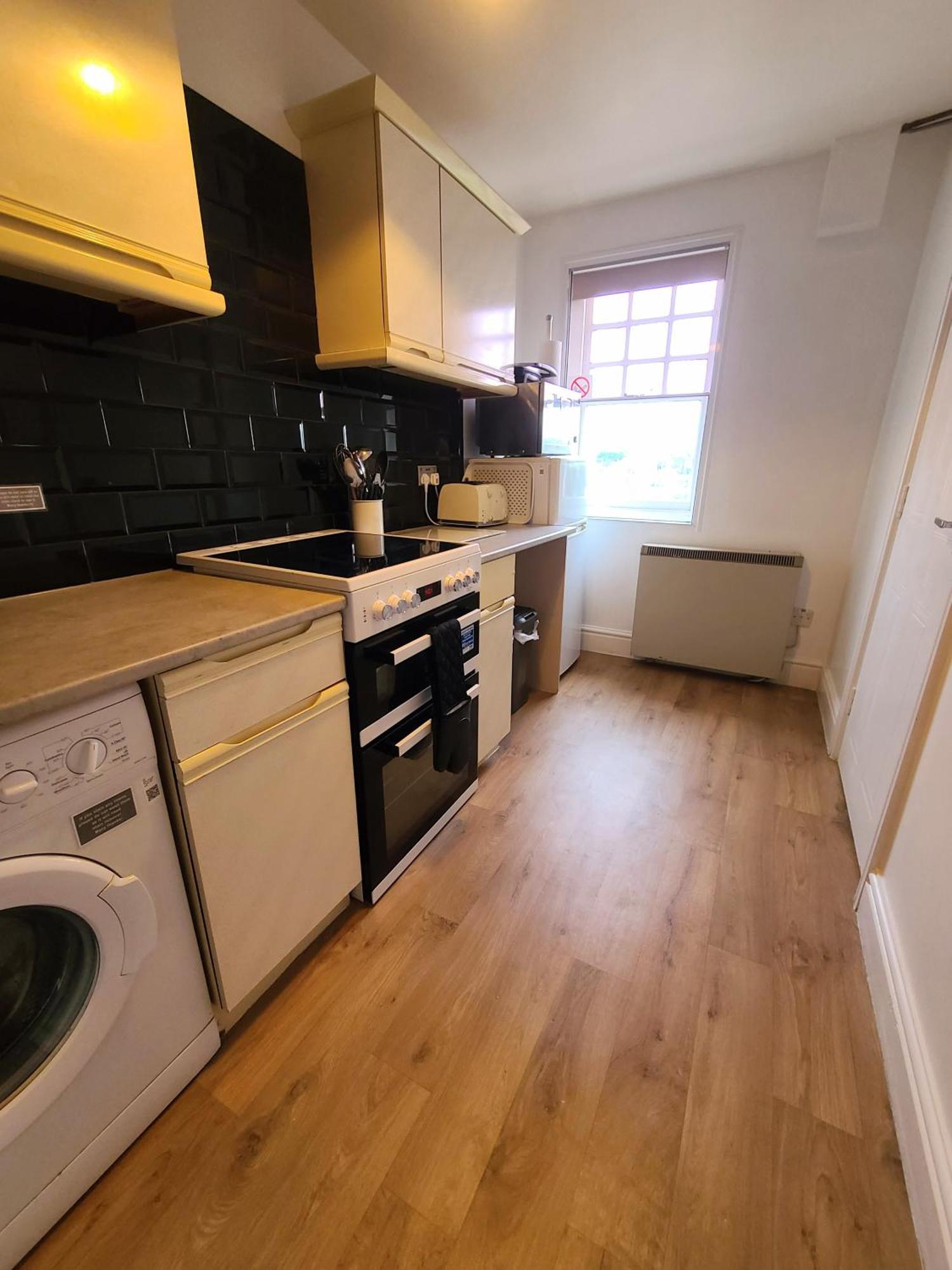 Vale View Apartment, Prestatyn, North Wales - A Stylish, Dog-Friendly Holiday Let Just A 5 Min Walk To Beach & Town! Eksteriør bilde